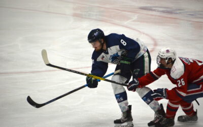 Lumberjacks Roar Back to Take Battle With Bulls, 4-3