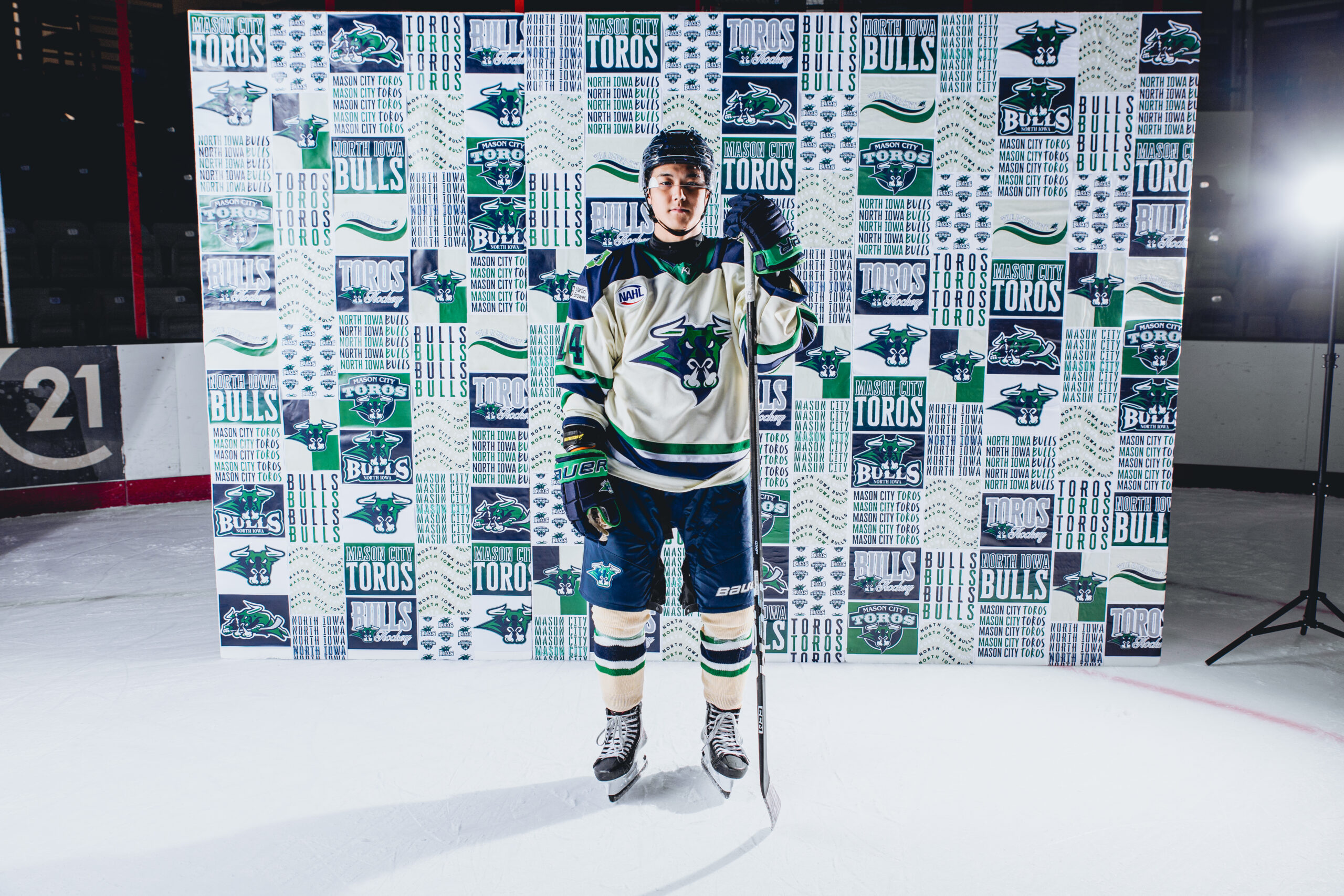 Fuji Suzuki Staged Photo – Ice Hockey